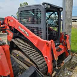 Kubota SVL75 Compact Track Loader 4476