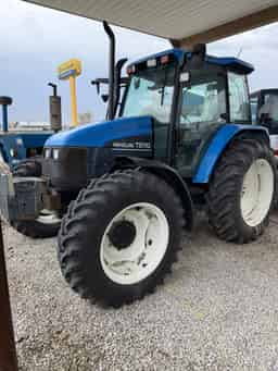 New Holland TS110 MFWD Tractor 7985