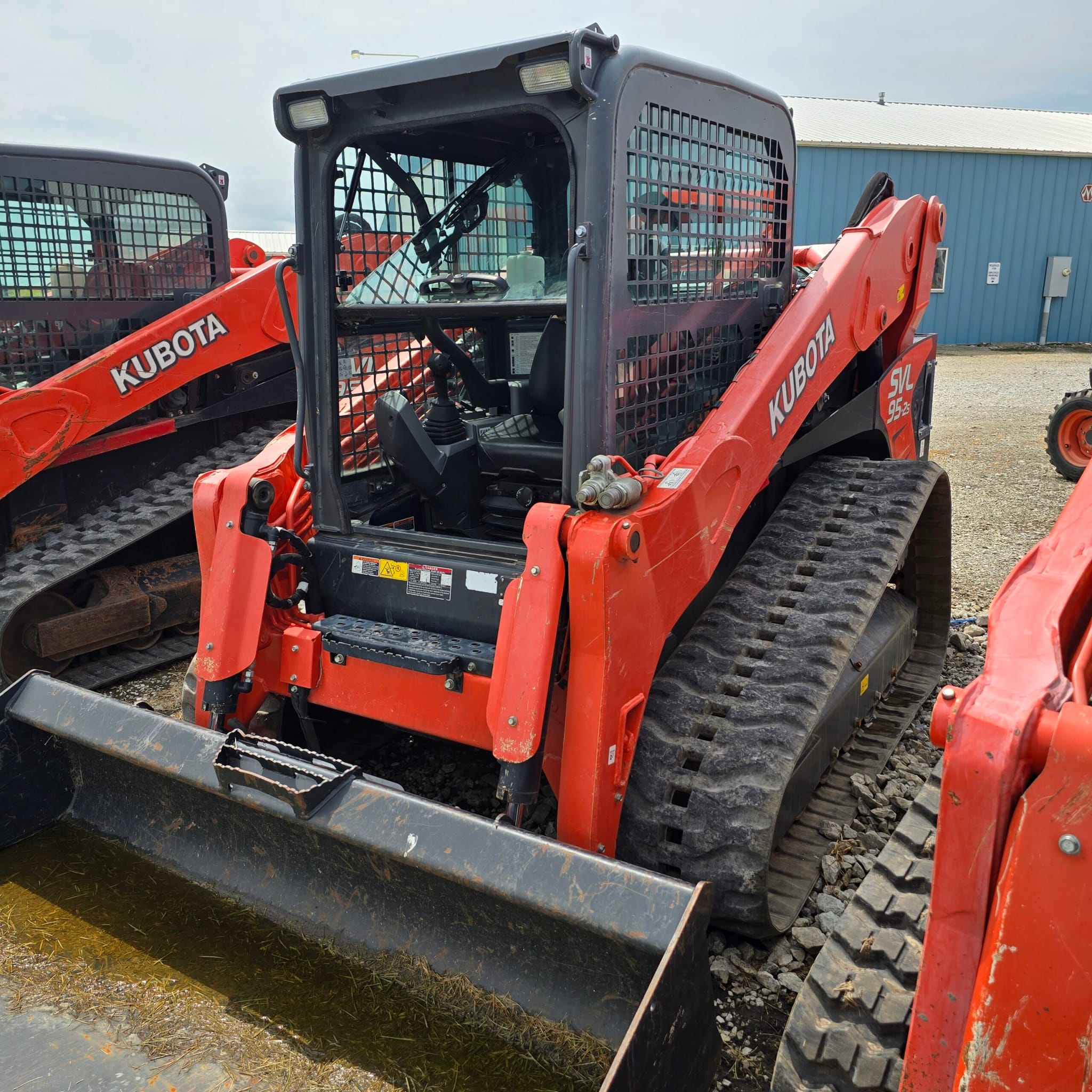 Kubota SVL95-2 Compact Track Loader 7659