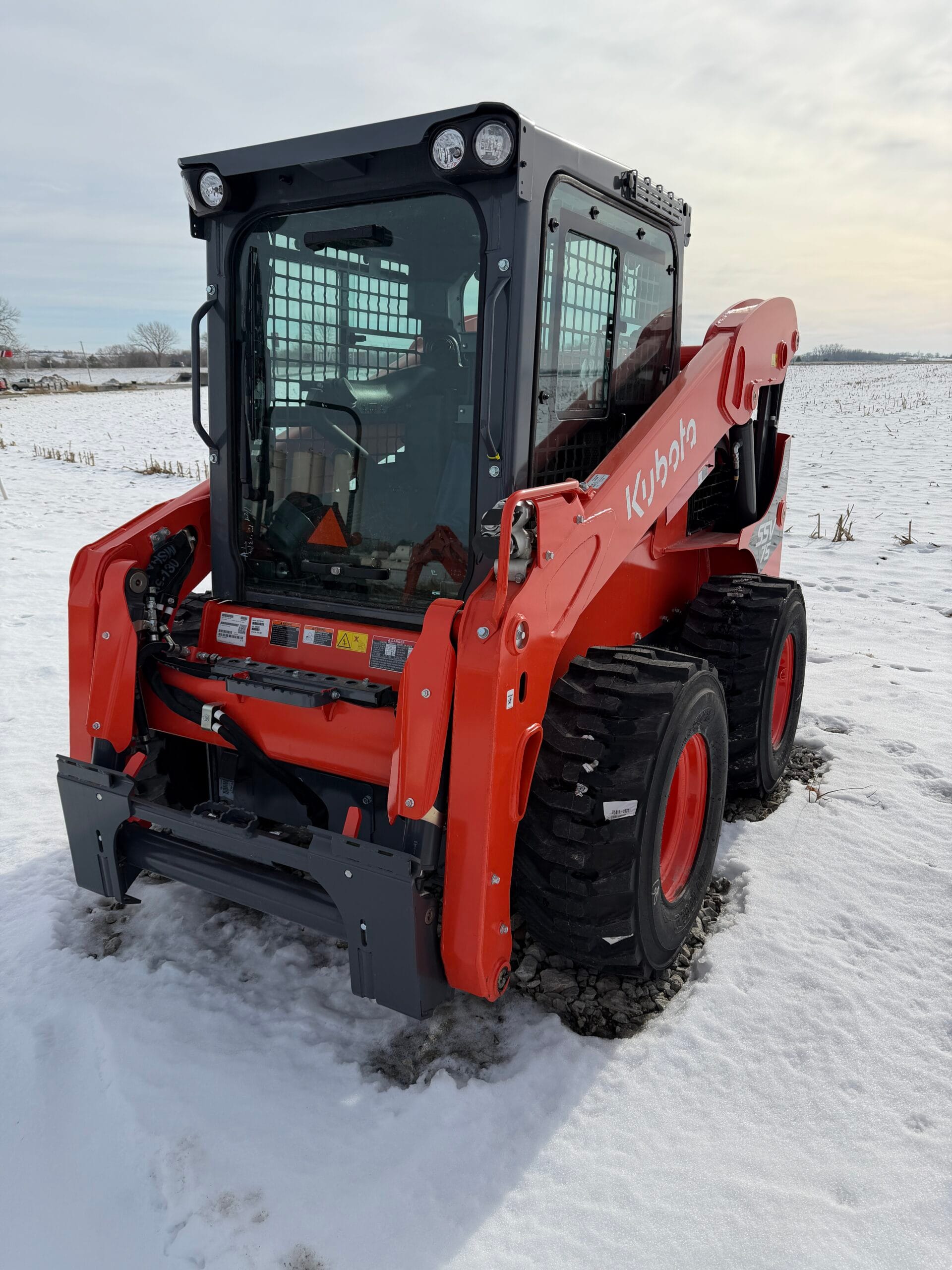 Kubota SSV75 Skid Steer Loader