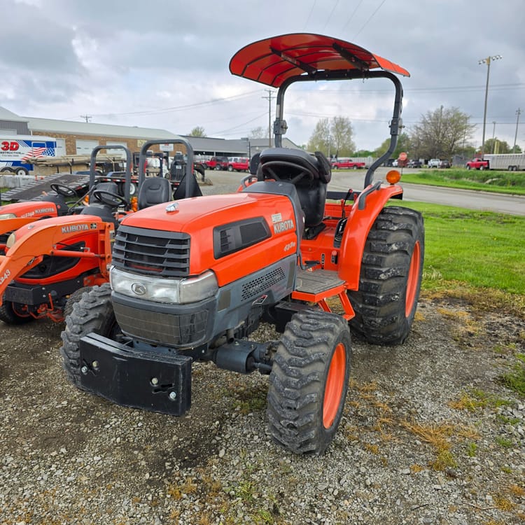 Kubota L4330 MFWD Tractor 6074