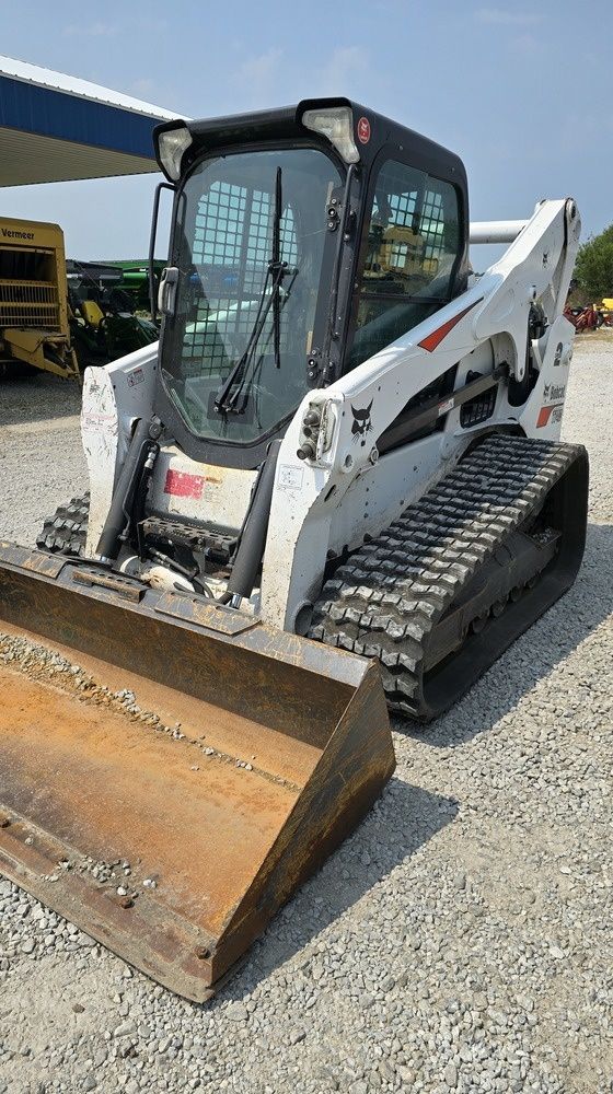 Bobcat T740 Compact Track Loader 4722