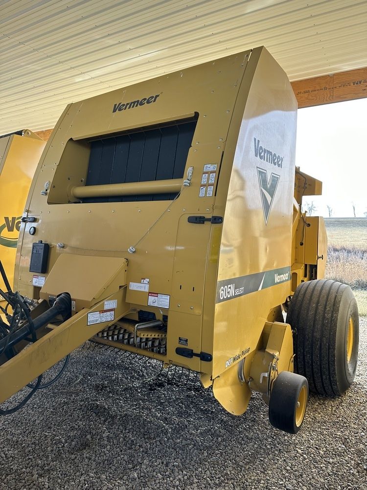 2017 Vermeer 605N 7221
