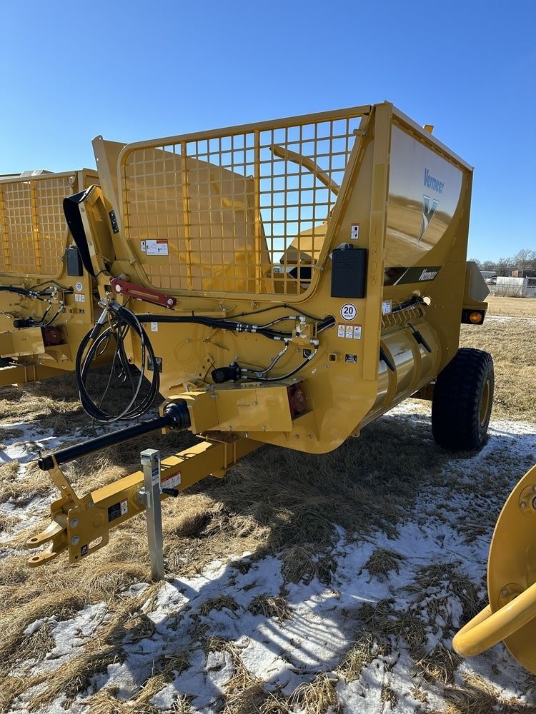 2022 Vermeer BPX9010 Bale Processor 2081