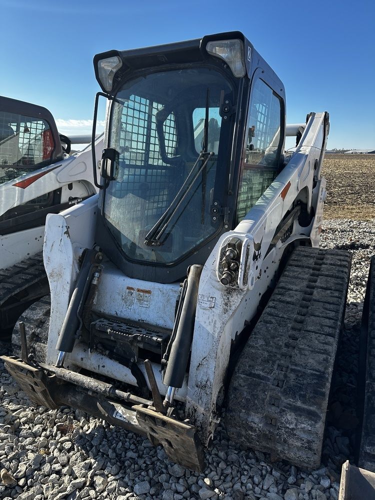 Bobcat T770 Compact Track Loader 1694