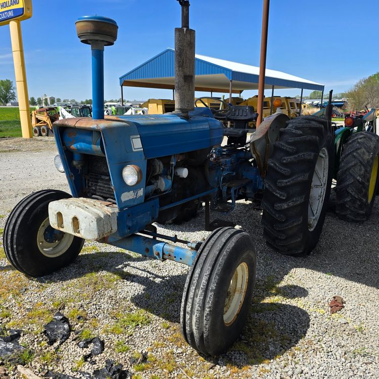 Ford 7000 2WD 7574