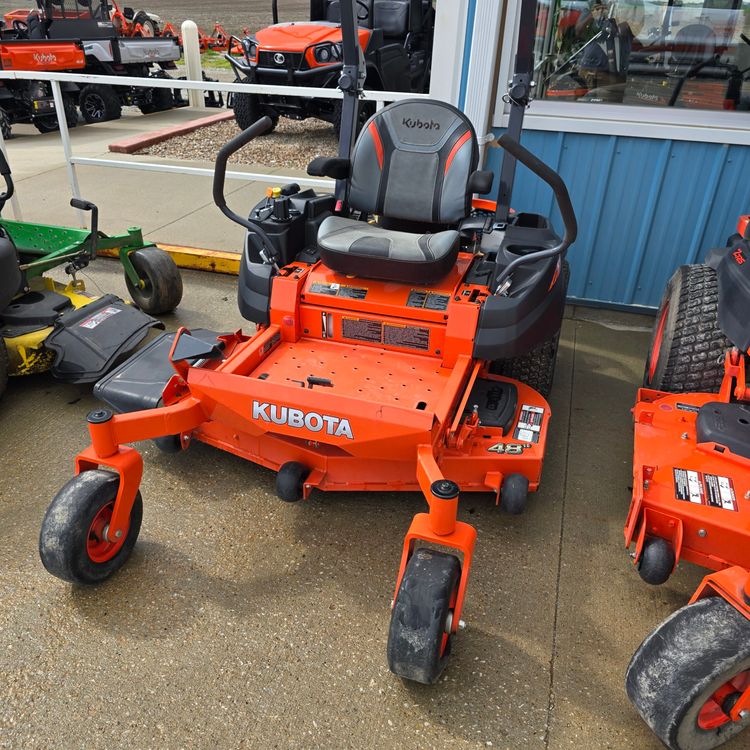 Kubota Z411 48″ Zero Turn 1380