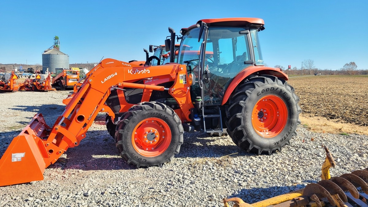 Kubota M5-091D 8278